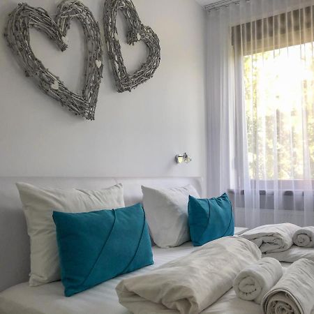 Gizell Apartment 1 Сибиу Екстериор снимка