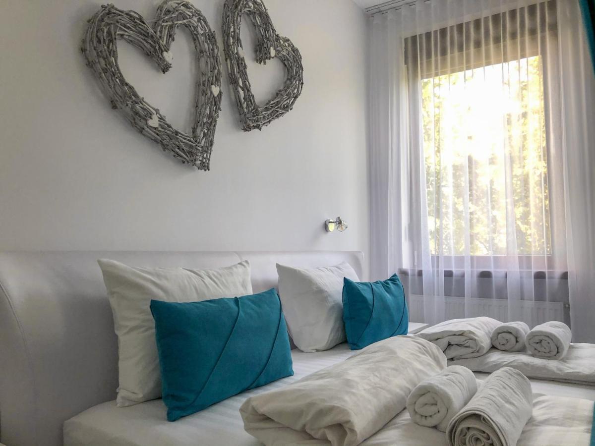Gizell Apartment 1 Сибиу Екстериор снимка