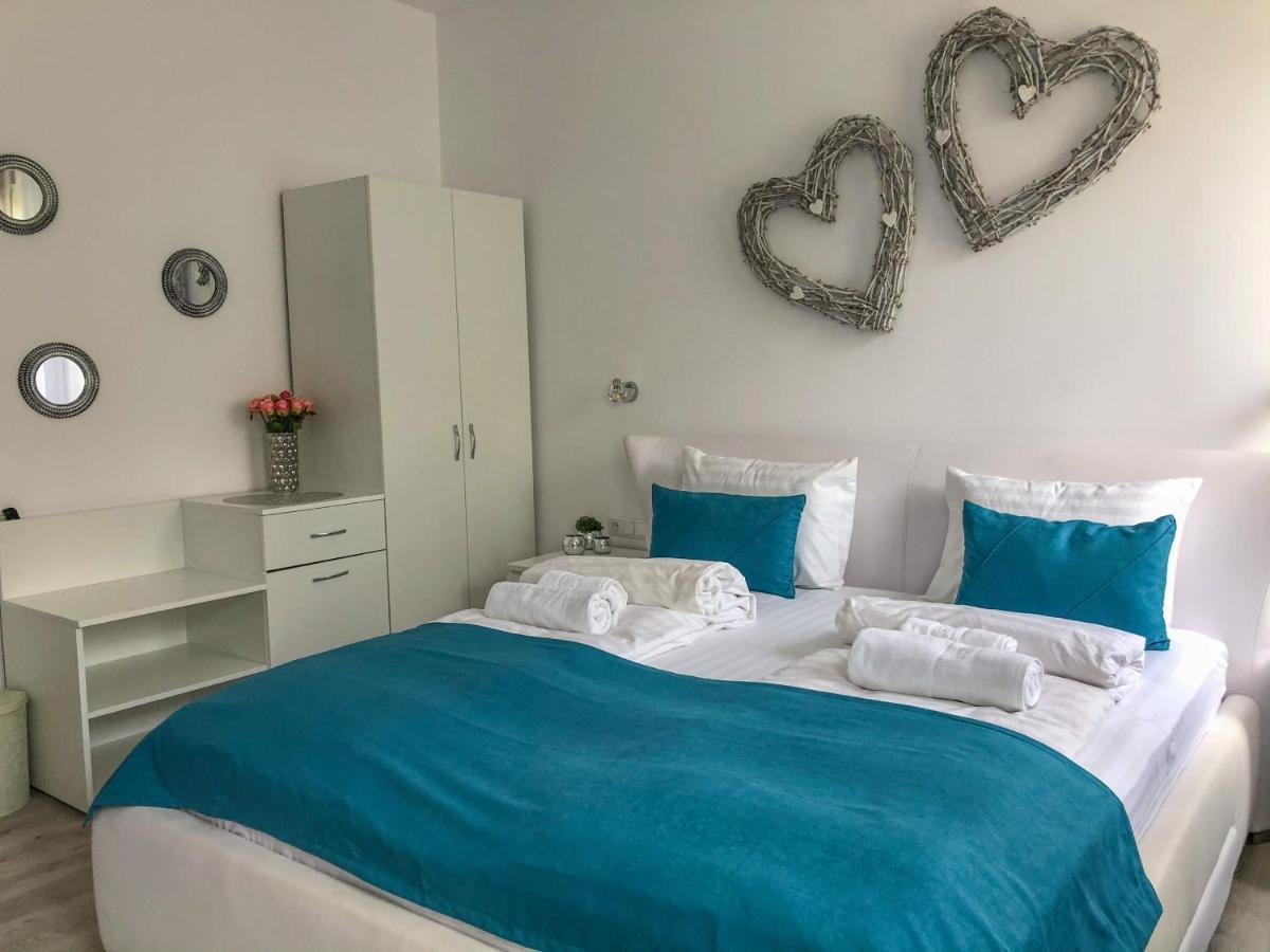 Gizell Apartment 1 Сибиу Екстериор снимка